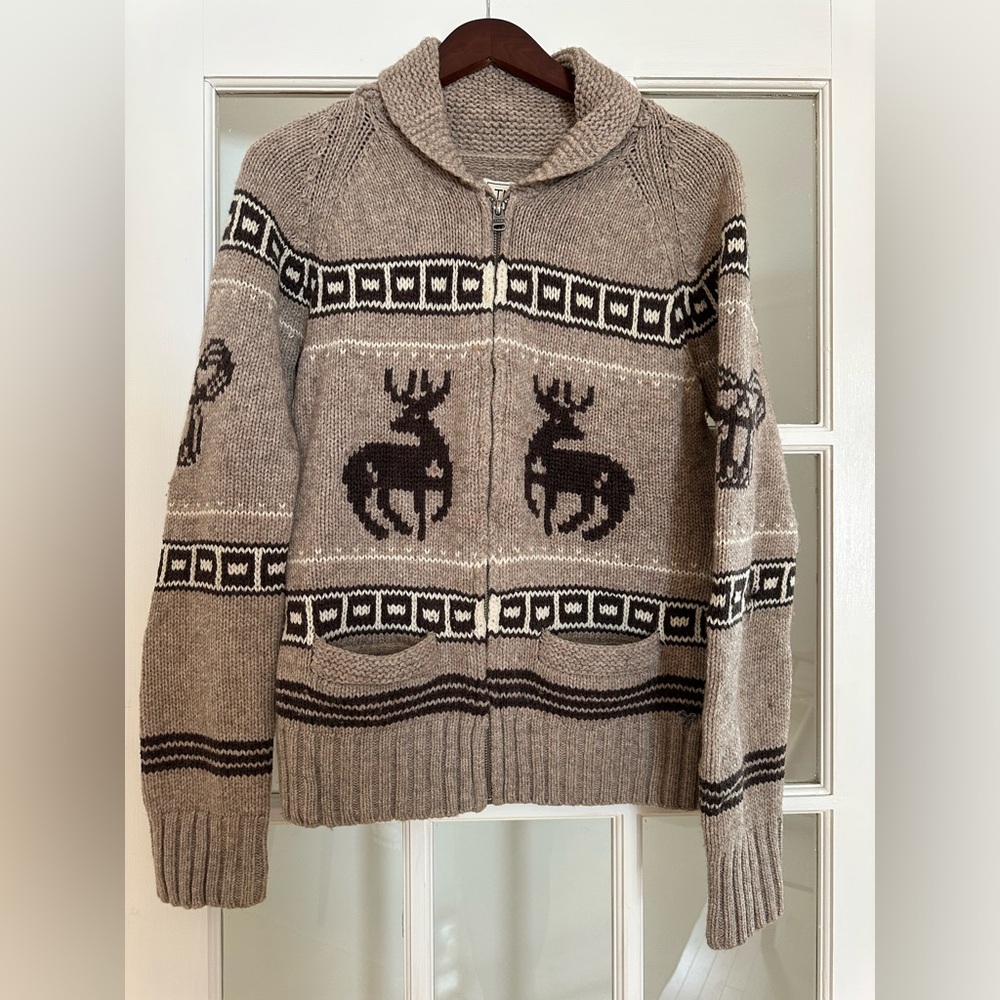 Vintage 2000’s TNA Aritzia Cowichan Style Lambswool Sweater